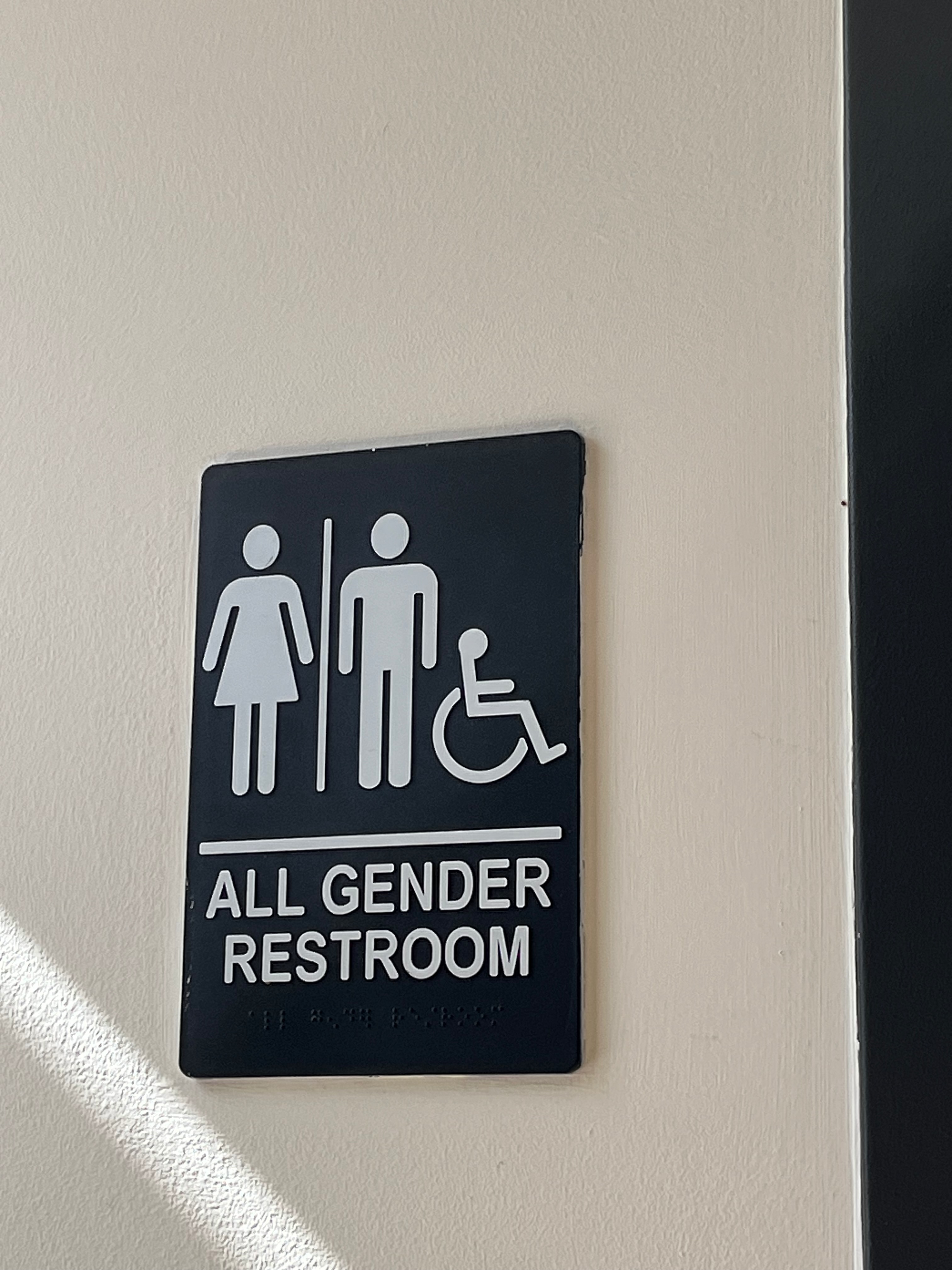 All gender restroom in SFO airport